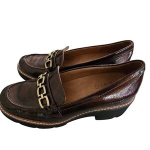 Naturalizer Brown Patent Loafers Womens 6 Gold Chain Link Slip On Flats Preppy